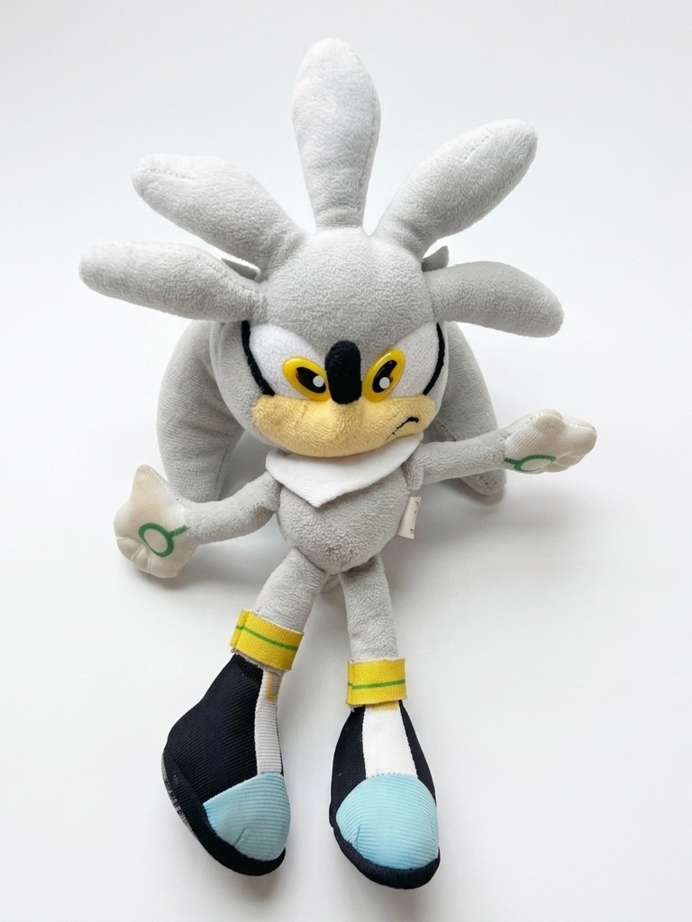 Rare Vintage Sonic the Hedgehog Silver Plush Sega Prize UFO Catcher